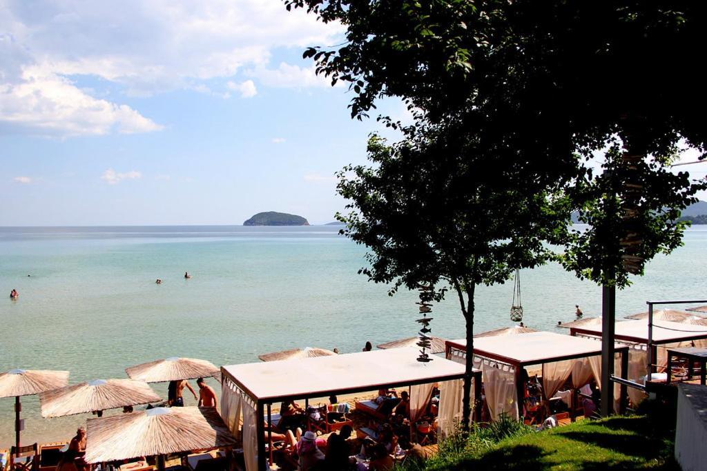 Beautiful Home By The Sea ปาเลออน ซิฟลิคิออน ภายนอก รูปภาพ